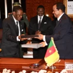 Les Président Paul Biya (Cameroun, à droite) et Président Teodoro Obiang Nguema Mbasogo (Guinée Equatoriale, à gauche)
