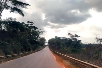 Cameroun : vers un démarrage des travaux de construction de la route Ebolowa-Akom 2-Kribi