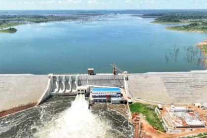 Barrage construit par EDC