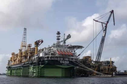 Avant une réunion de l’OPEP, le Nigeria revoit à la hausse ses objectifs de production de pétrole