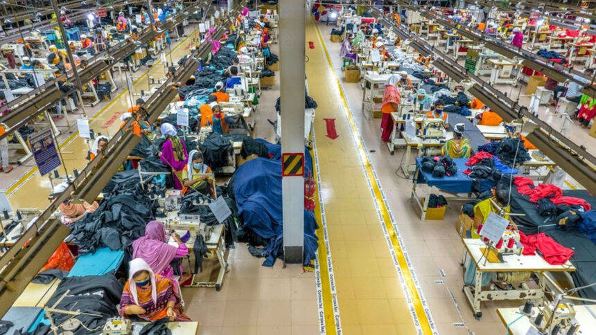 Textile : l'urgence de sauver une filière africaine menacée par la concurrence asiatique 1 L'industrie textile représente 85 % des exportations totales du Bangladesh