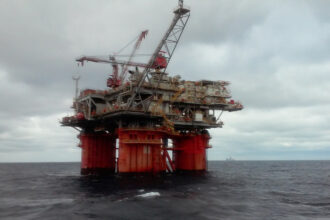 Petrole