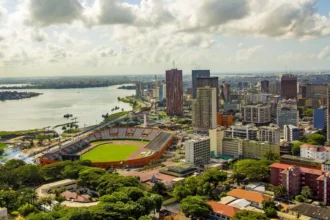 Incitations : comment la Côte d'Ivoire veut diversifier son économie dépendante de l’agriculture