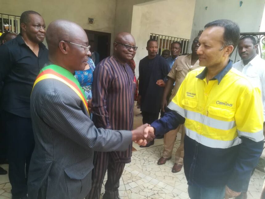 Cameroun : le préfet de l’Océan suspend les audiences publiques relatives à l’exploitation du rapport de l’Étude de l’Impact Environnemental et Social (EIES) du projet d’exploitation du fer de Ngovayang 1 Cameroun : le préfet de l’Océan suspend les audiences publiques relatives à l’exploitation du rapport de l’Étude de l’Impact Environnemental et Social (EIES) du projet d’exploitation du fer de Ngovayang