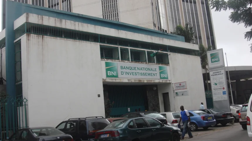 Cacao-Café Côte d'Ivoire : un financement de 292 millions de dollars US alloué aux acteurs par la Banque nationale d'investissement 1 Côte d’Ivoire : un financement de 292 millions de dollars US alloué aux acteurs de la filière café-cacao par la Banque nationale d’investissement