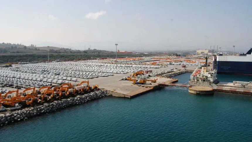 Algérie : avec 8 millions de tonnes de marchandises en 2024, le port de Djen Djen est un moteur de croissance 1 Algérie : avec 8 millions de tonnes de marchandises en 2024, le port de Djen Djen est un moteur de croissance