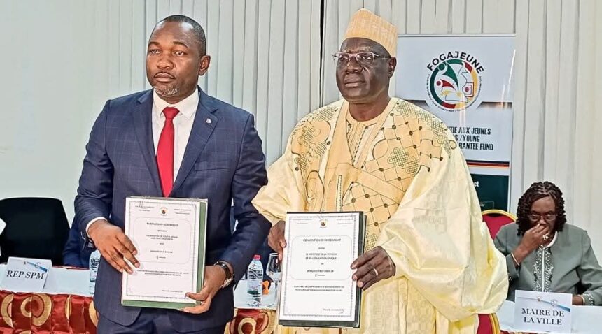 Entrepreneuriat : Afriland Frist Bank et le ministère de la Jeunesse lancent un fonds de garantie pour les jeunes entrepreneurs au Cameroun 1 Entrepreneuriat : Afriland Frist Bank et le ministère de la Jeunesse lancent un fonds de garantie pour les jeunes entrepreneurs au Cameroun
