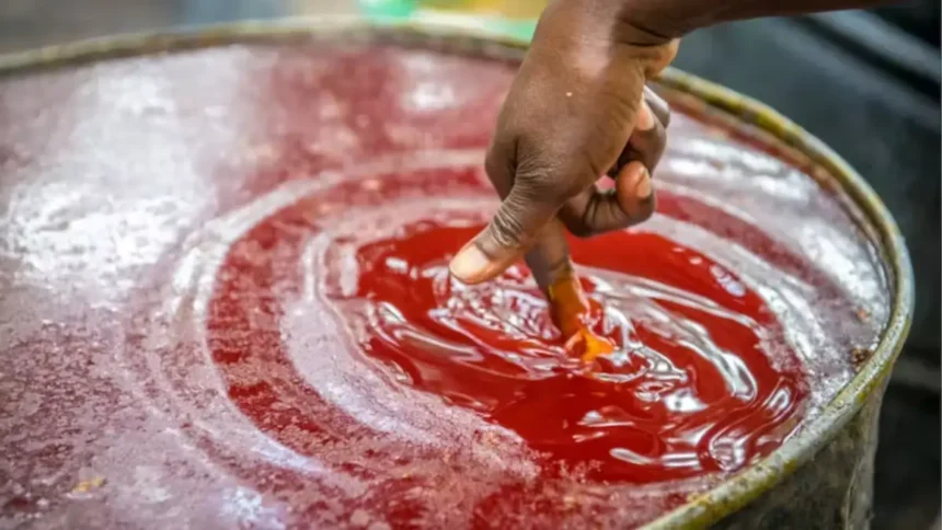 Avec 80% de l’offre mondiale, la baisse de production d’huile de palme en Indonésie et en Malaisie fait planer un déficit sur le marché africain