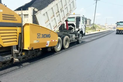Cameroun : l’exécution des chantiers routiers passée au scanner