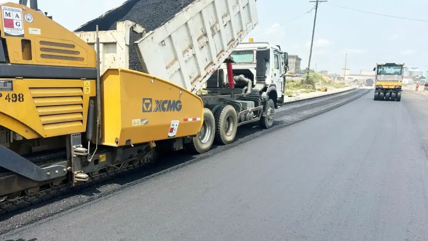 Cameroun : l’exécution des chantiers routiers passée au scanner 1 Cameroun : l’exécution des chantiers routiers passée au scanner