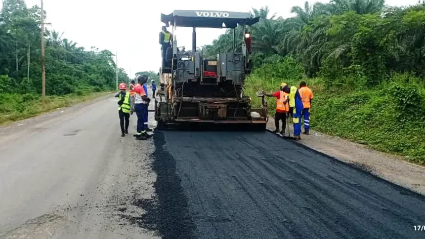Le Cameroun lève un financement de 212,35 millions d’euros auprès de la BID pour reconstruction de la route Douala-Bafoussam 1 Le Cameroun lève un financement de 212,35 millions d’euros auprès de la BID pour reconstruction de la route Douala-Bafoussam
