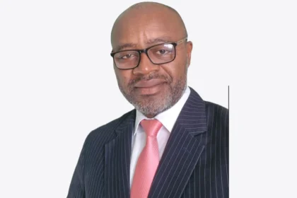 Transformation du manganèse au Gabon : « éviter de tomber dans le même piège de la transformation locale du bois décrétée sous Ali Bongo », Dr Bareja Youmssi, expert en mines