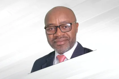 Dr Bareja Youmssi, Expert en mines et pétrole, Enseignant - Chercheur