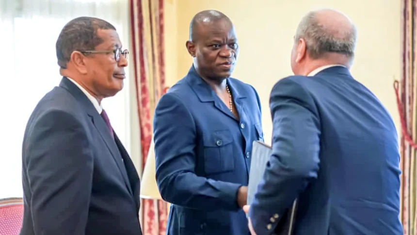 Transformation du manganèse, emplois, énergie… Eramet et le Gabon renouvellent leur partenariat stratégique 1 Transformation du manganèse, emplois, énergie… Eramet et le Gabon renouvellent leur partenariat stratégique