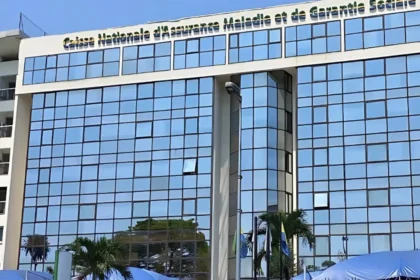 CNAMGS au Gabon : la dette envers les pharmacies menace l’accès aux soins
