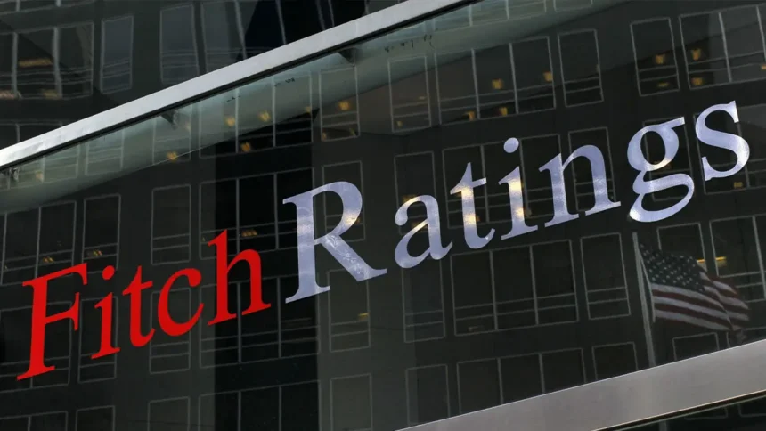Gabon : Fitch Ratings met en doute la faisabilité du budget 2026 et la perspective d’un appui majeur du FMI 1 Loi de finances 2026 : le Gabon prévoit une hausse record des investissements malgré des contraintes de financement