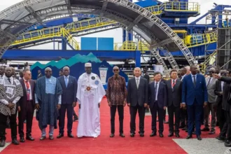 Simandou : la Guinée inaugure le plus grand projet de minerai de fer non exploité au monde