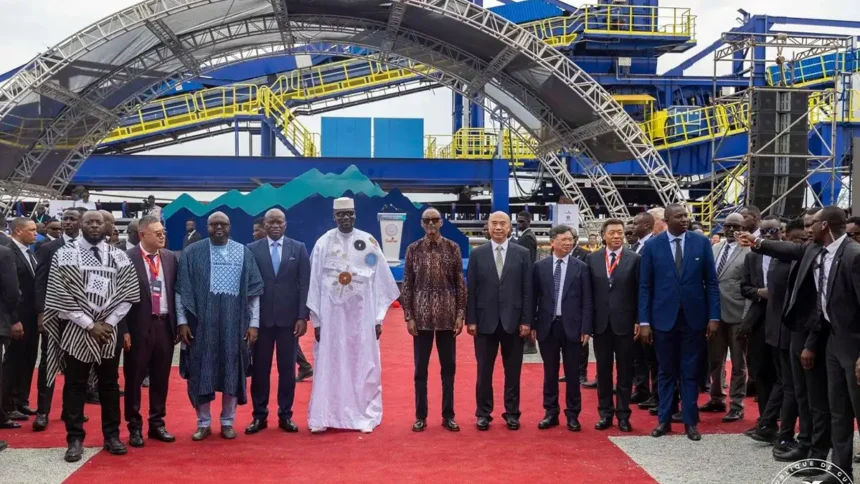 Guinée (Officiel) : Simandou, le plus grand projet de minerai de fer au monde inauguré 1 Simandou : la Guinée inaugure le plus grand projet de minerai de fer non exploité au monde