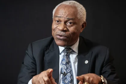 Crise financière à la CEMAC : La Commission suspend ses activités en 2026