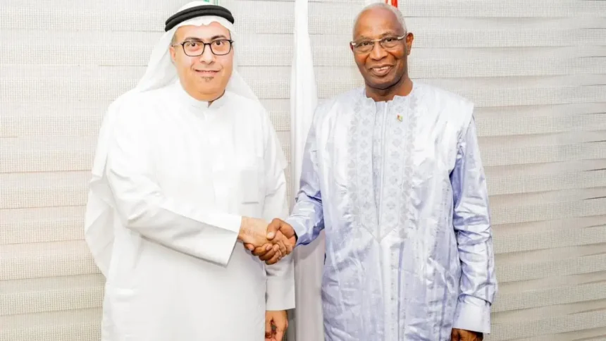La Guinée attire 2 milliards de dollars des Émirats arabes unis : un pari stratégique sur l’avenir 1 Guinée : Le méga-pari des Émirats avec 2 milliards de dollars d'investissement