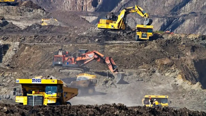 Mines et métallurgie : le Cameroun prépare une stratégie pour transformer localement ses minerais 1 Mines au Cameroun : le grand virage industriel lancé — ce que prépare le gouvernement pour transformer les minerais sur place