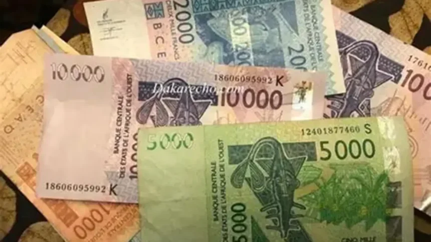 Financement : le Sénégal recherche 6 608,7 milliards de FCFA en 2027, des dettes de 4 552 milliards de FCFA à rembourser 1 Financement : le Sénégal recherche 6 608,7 milliards de FCFA en 2027, des dettes de 4552 milliards de Fcfa à rembourser