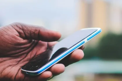 Mobile money : la BCEAO double le plafond des avoirs en compte pour dynamiser les transactions